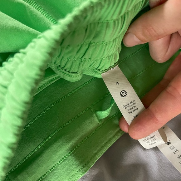 Lululemon hotty hot shorts (set of 3) ✨ - Picture 3 of 13